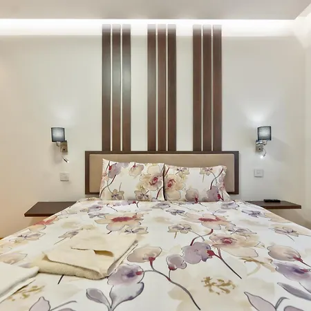 Lena Sa Dve Spavace Sobe * Zlatibor