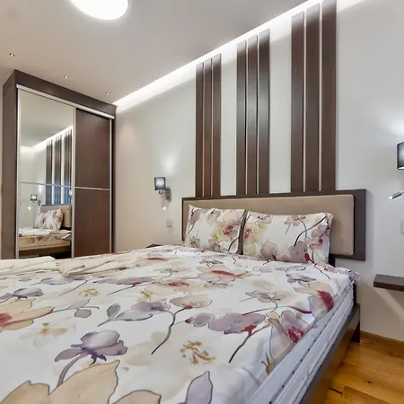 Lena Sa Dve Spavace Sobe Apartamento Zlatibor