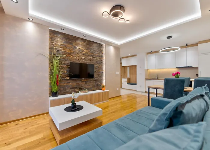 Lena Sa Dve Spavace Sobe