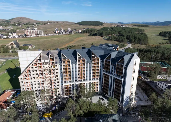 Daire Lena Sa Dve Spavace Sobe *